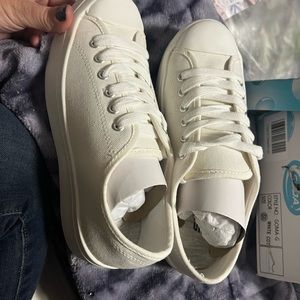 Claim to Fame Chunky Sole Sneakers size 6 1/2